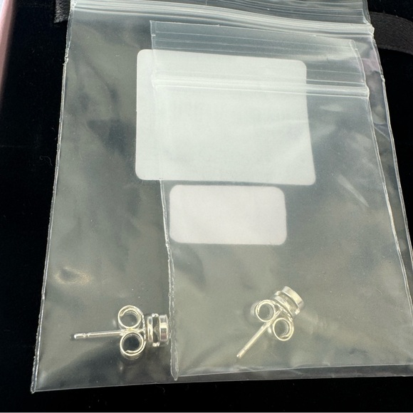 NEW❗️Pandora Era Lab-grown Diamond Bezel Stud Earrings 0.50 carat - Picture 5 of 5